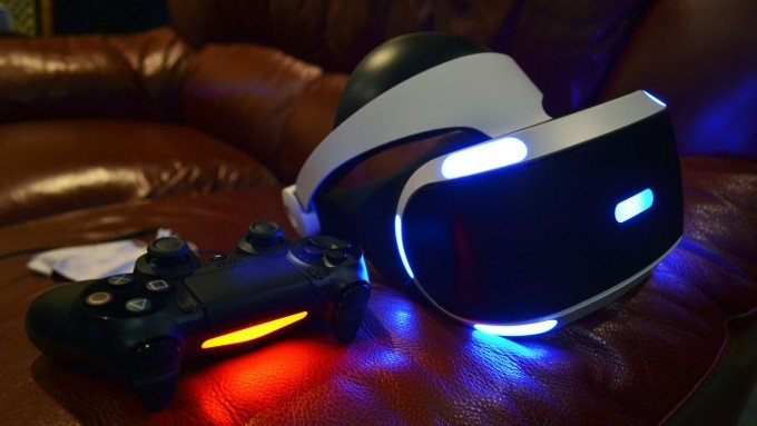 Сравнение PlayStation VR на PS4 Pro и PS4