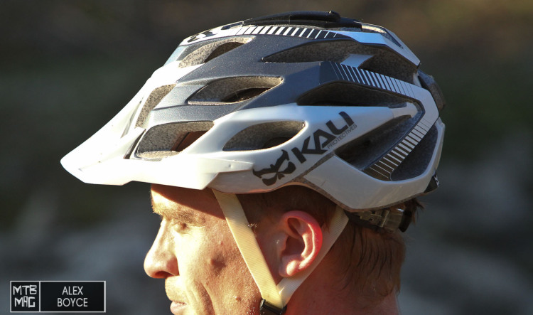 Блог компании ChillenGrillen: Шлем для АМ: тест шлема Kali Amara