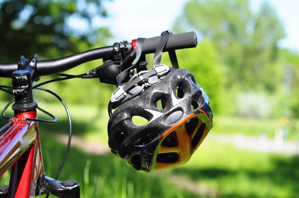 Велосипедный шлем — стоковое фото