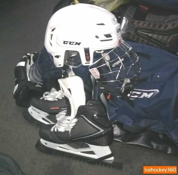 Шлем хоккейный с маской ccm resistance